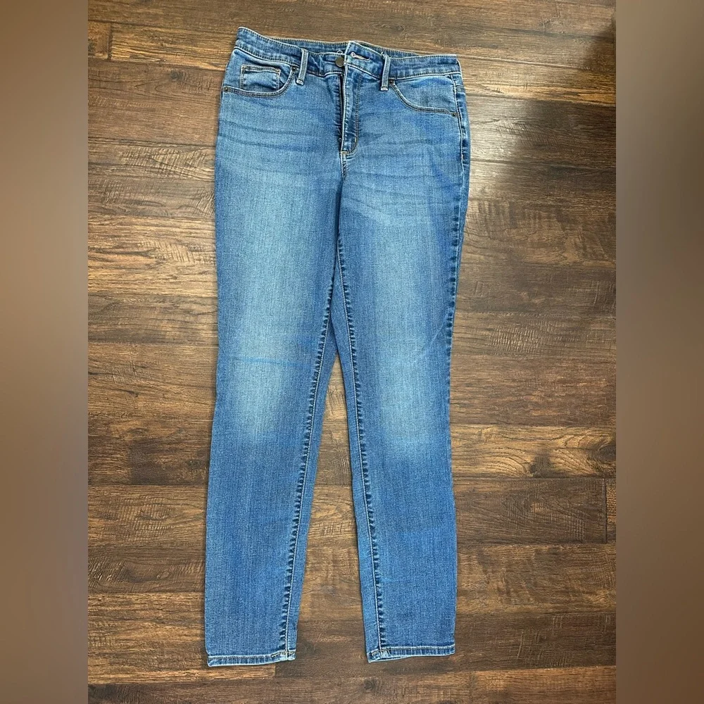 TARGET Universal Thread Women's Skinny Jeans Medium Blue 8 / 29 regular length